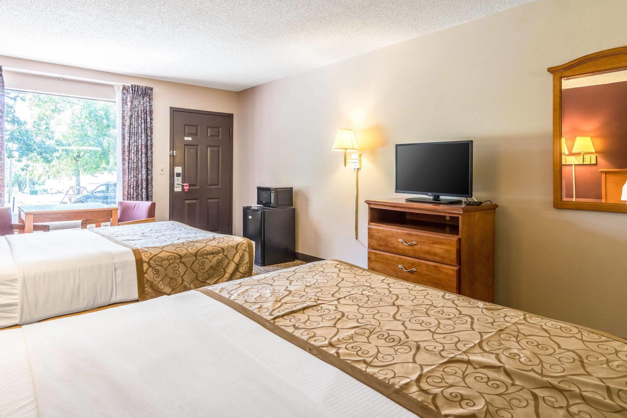 Econo Lodge Mountain View Bagian luar foto